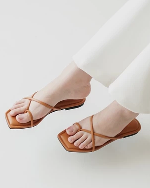 la vita e bella cora sandal flat jepit wanita model tali empuk [lx 511]