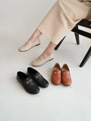 la vita e bella boston sepatu wanita loafer with metal buckle lv 6504